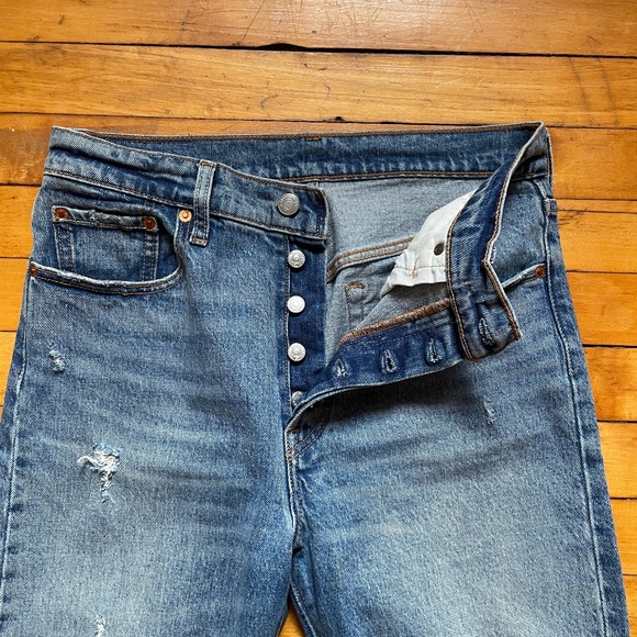 Levi's 501s Skinny - Picture 2 of 5